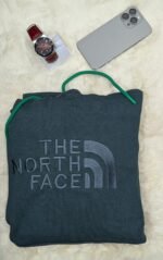 Shaped for style. Ready for the Green  শীতের হুড়ি. ⚡